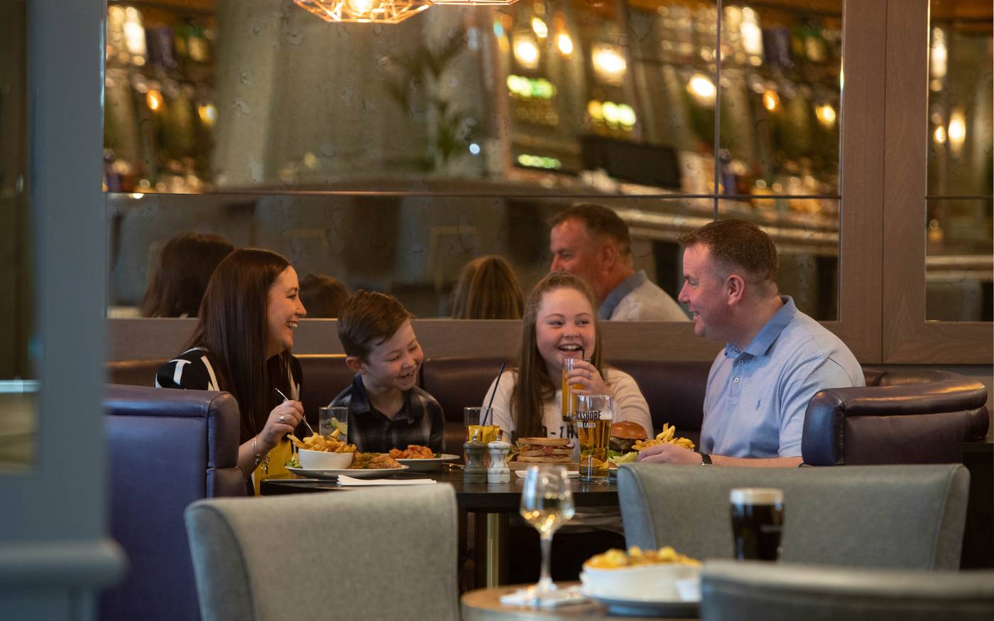 Maldron-Hotel-Newlands-Cross-Bar-15