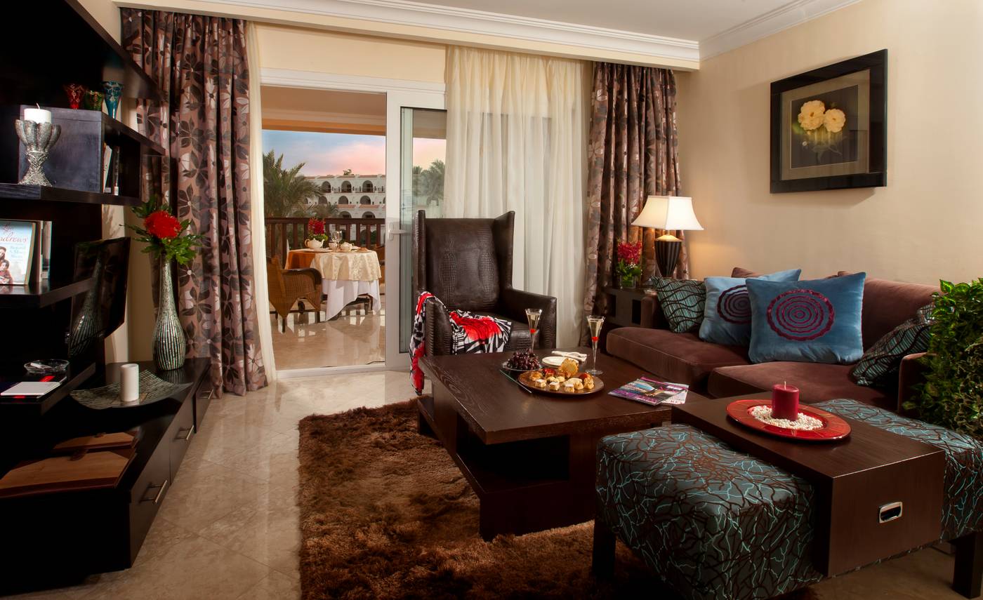 The-Royal-Savoy-Sharm-El-Sheikh-Room-17