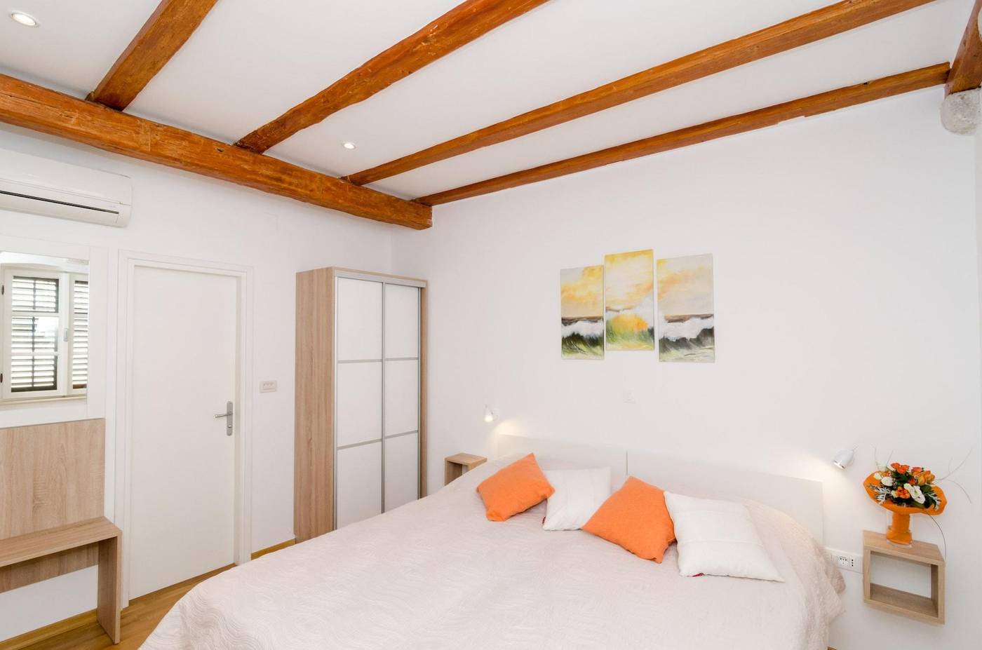 Apartments-Raic-Room-7