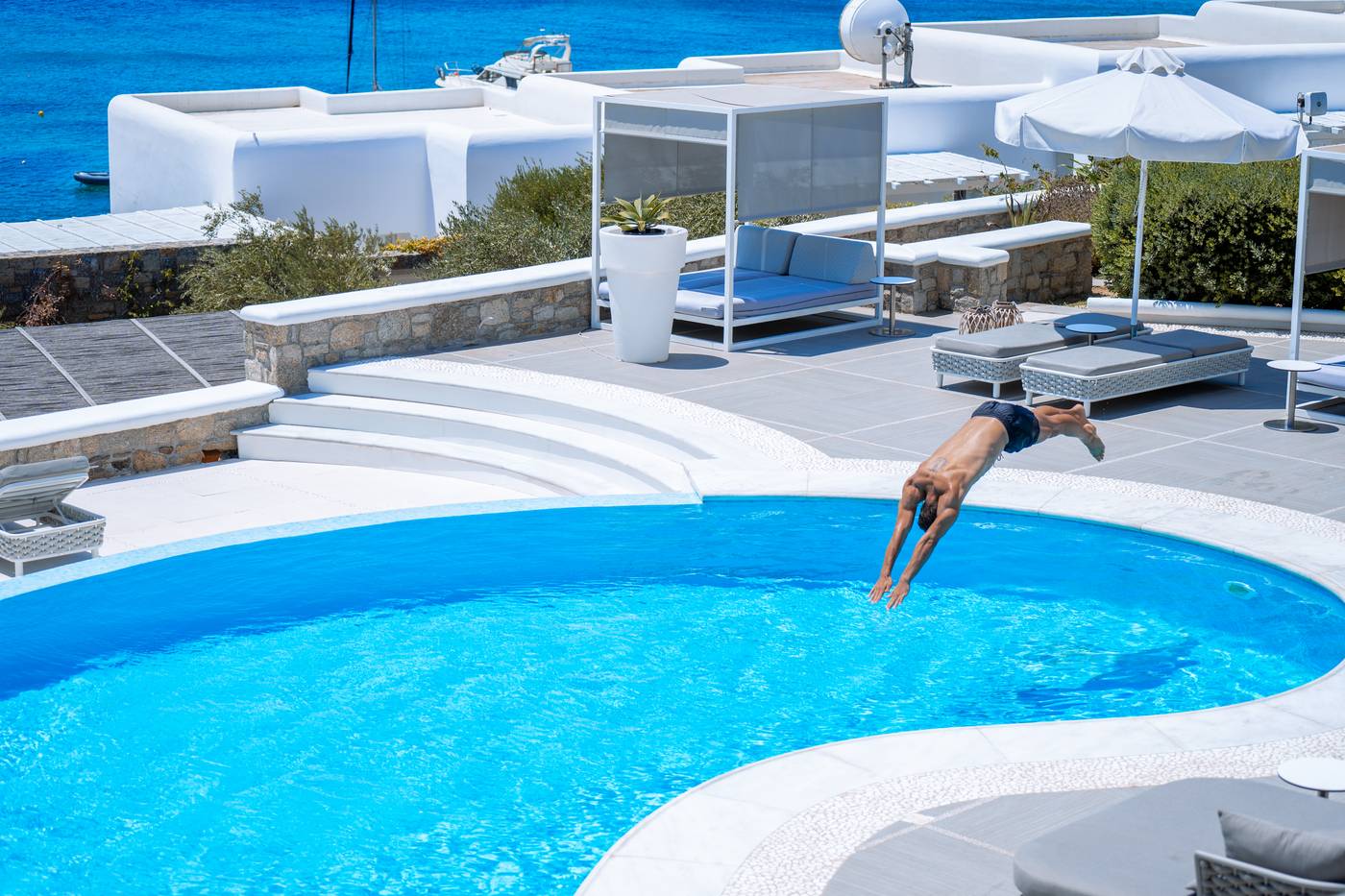 De-light-Boutique-Hotel-Pool-4