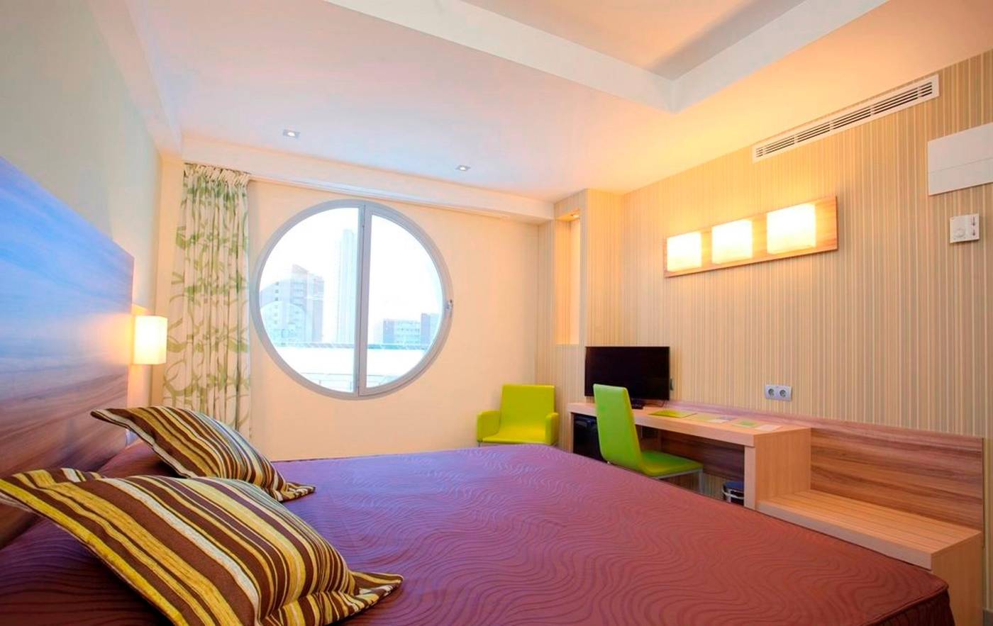 Riviera-Beachotel-Room-21