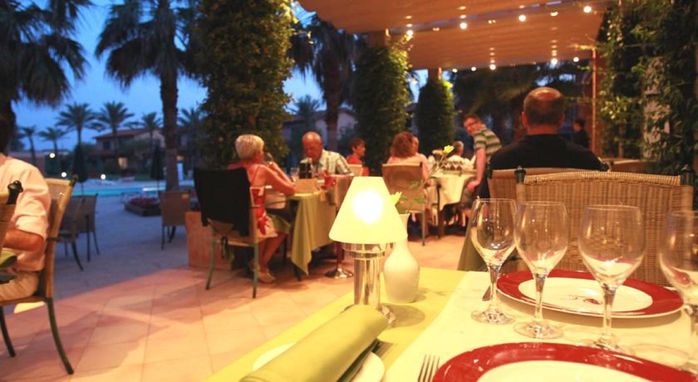 Clipper-and-Villas-Restaurant-37