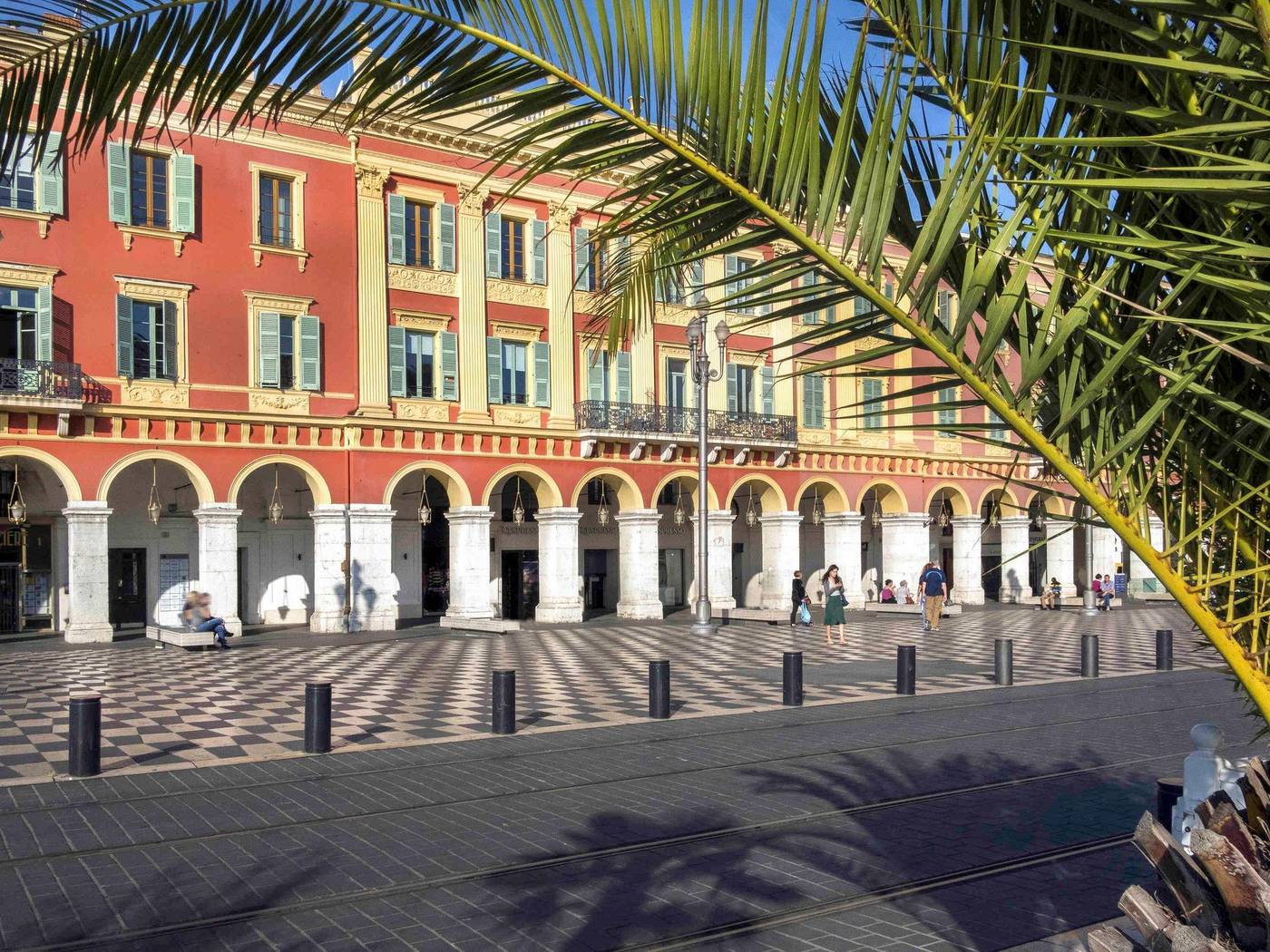 Mercure-Nice-Marche-aux-Fleurs-General-view-4