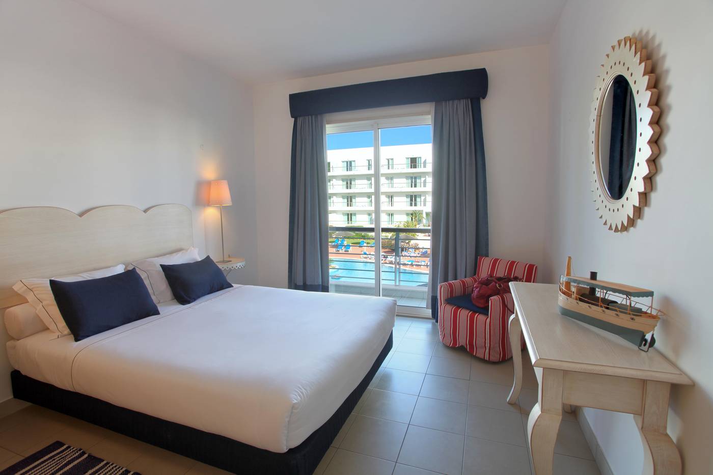 Marina-Club-I-Room-13