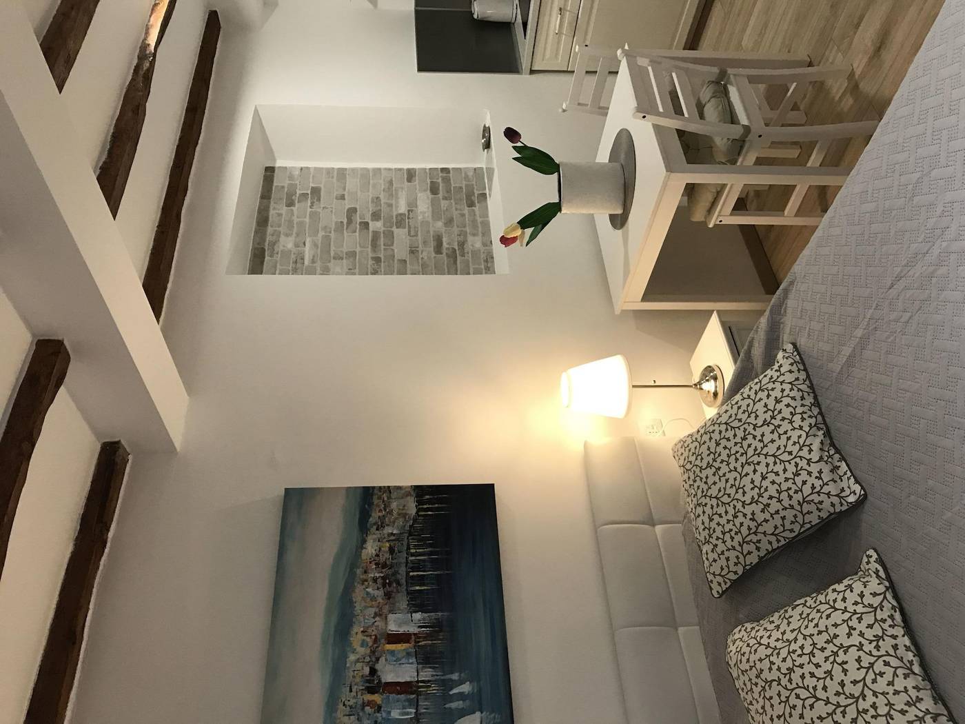 Rilati-Old-Town-Palace-Room-34