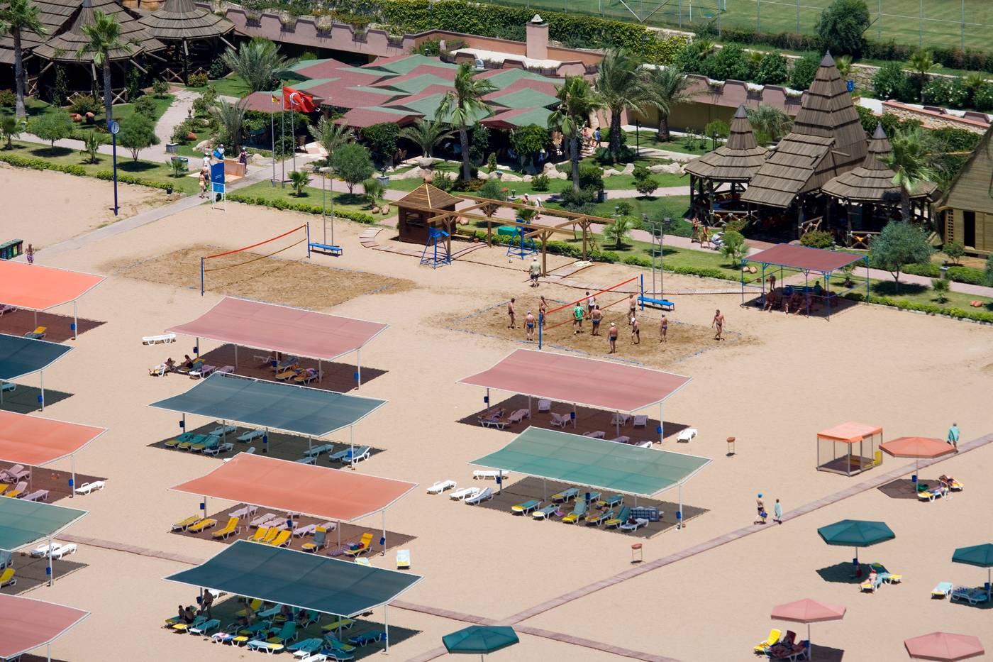 Kamelya-Aishen-K-Club-Beach-25