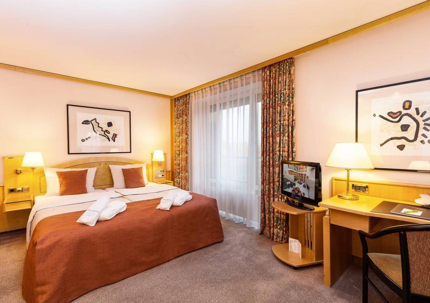 Derag-Livinghotel-Grosser-Kurfuerst-Room-9