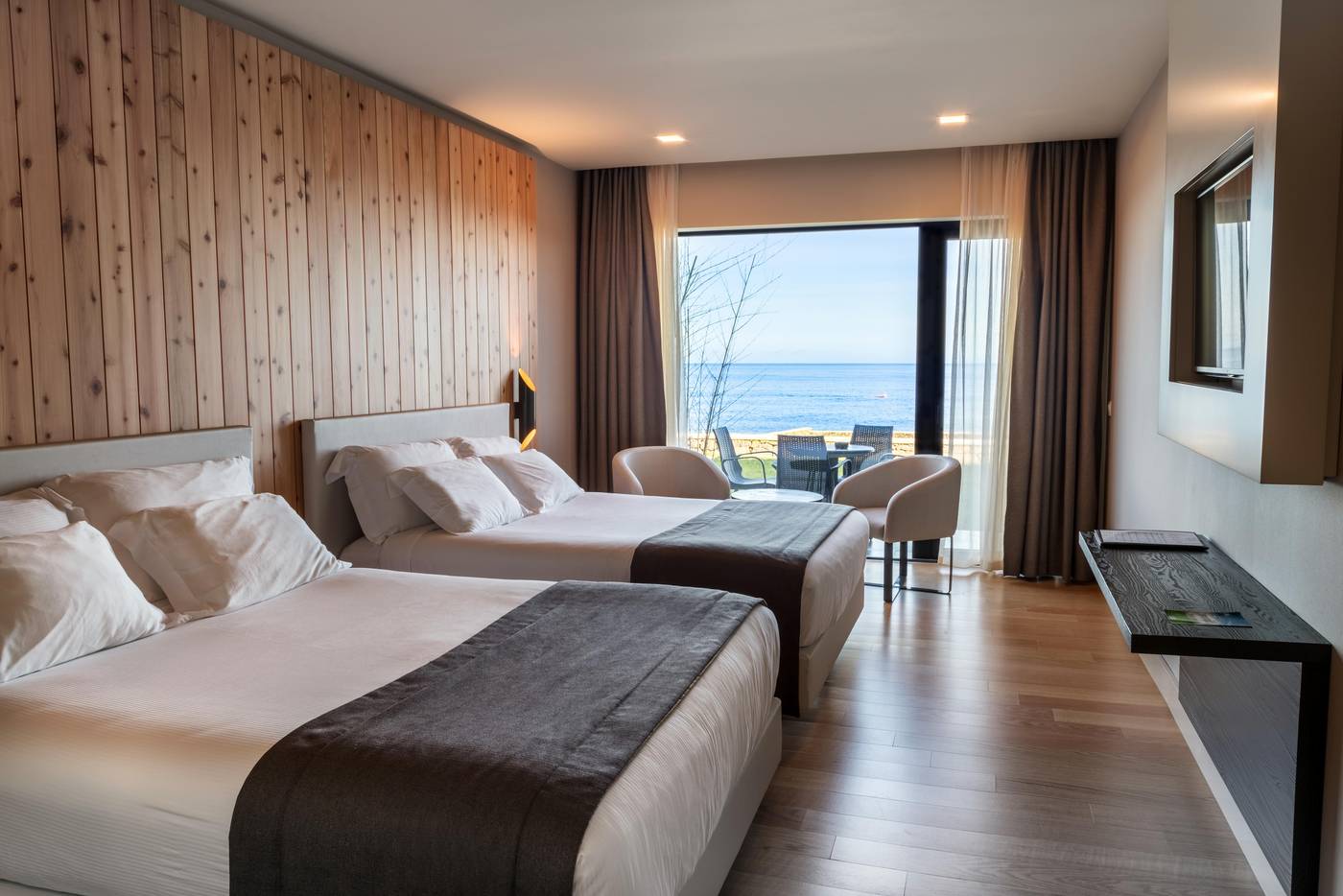 Pedras-do-Mar-Resort---Spa-Room-14