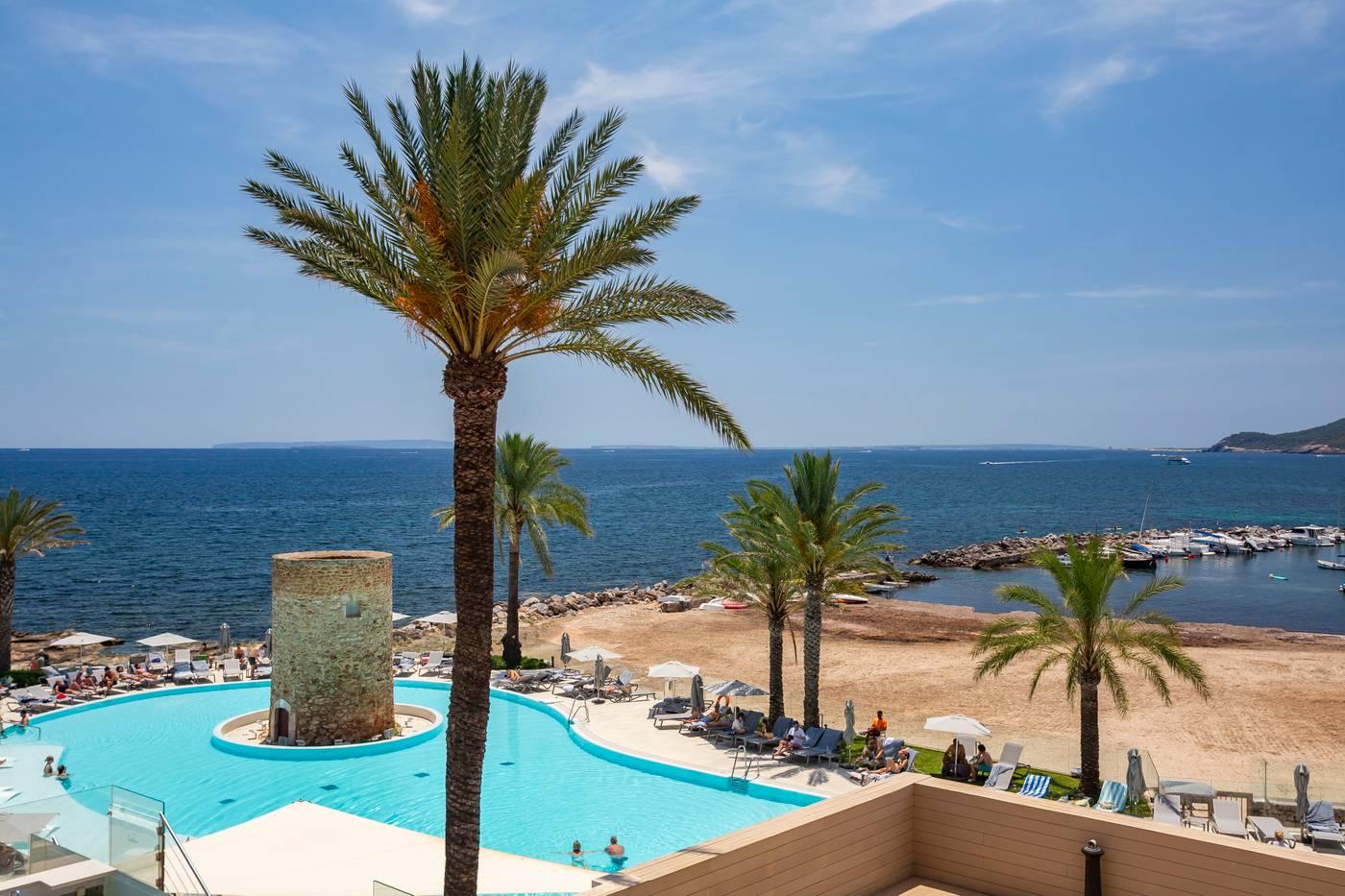 Hotel-Torre-Del-Mar-Room-4