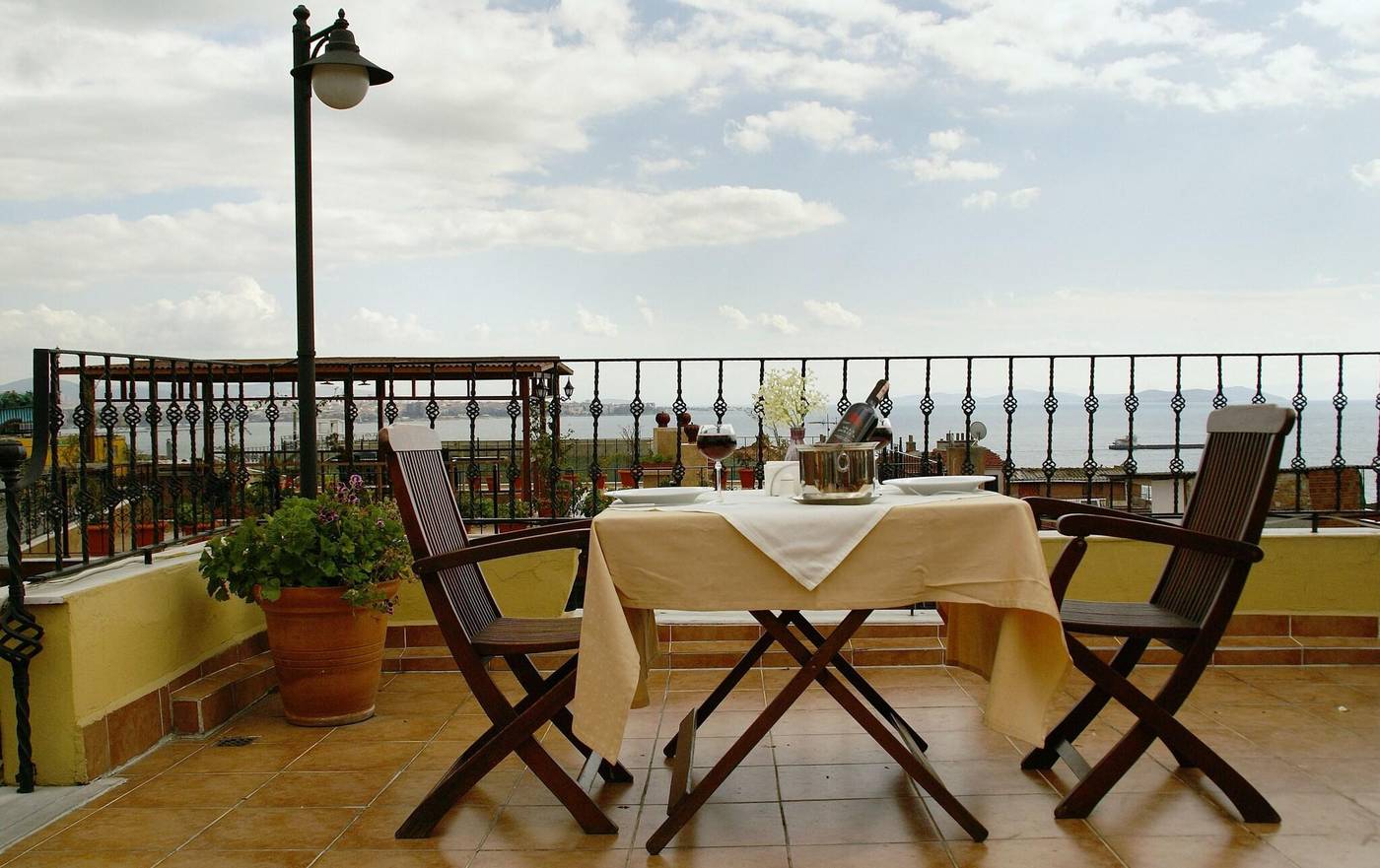 Uyan-Hotel-Restaurant-18