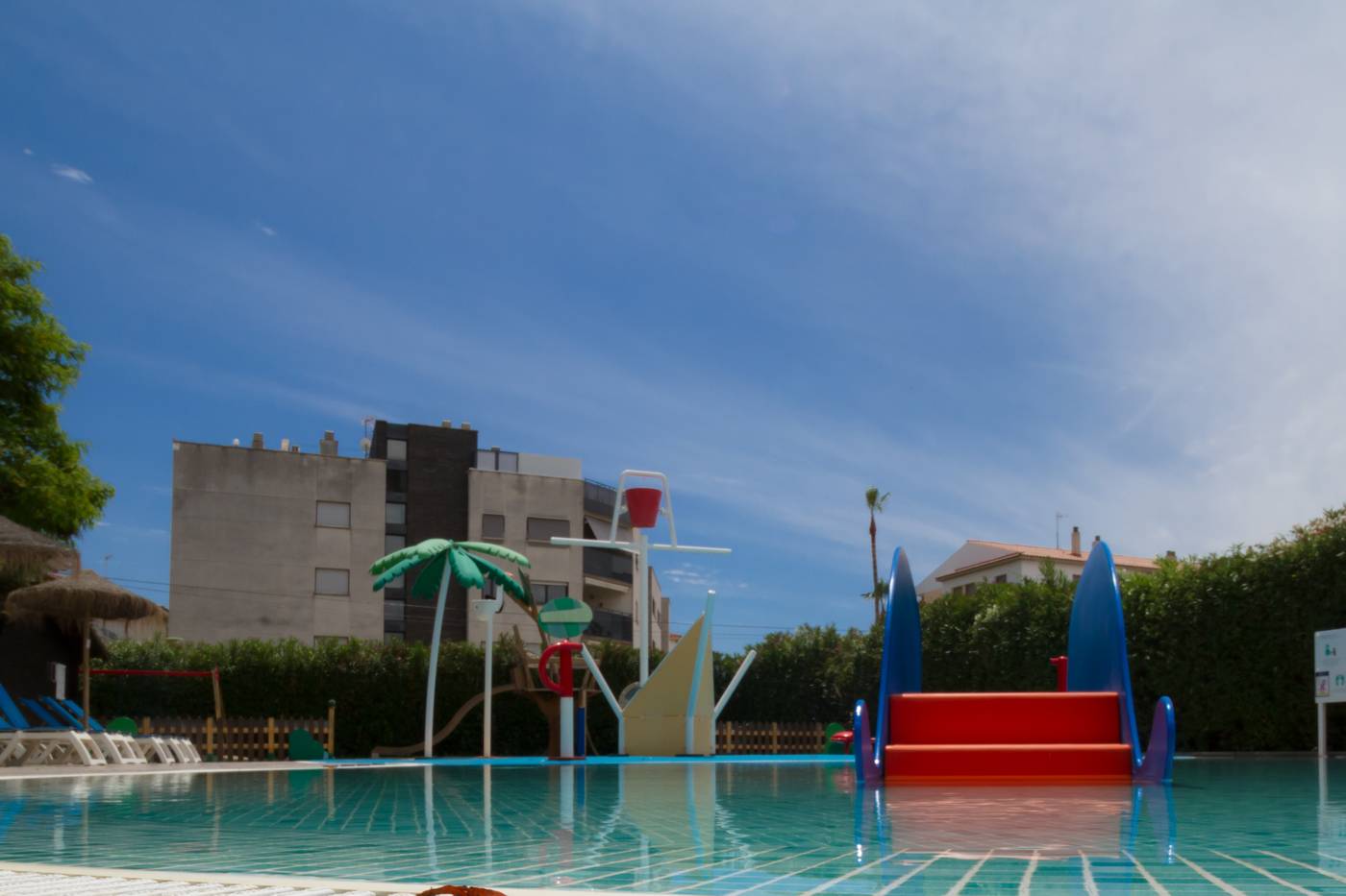 Ohtels-San-Salvador-Pool-9