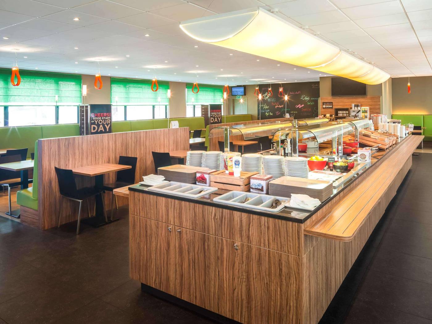 ibis-Brussels-Centre-Gare-Midi-Restaurant-52