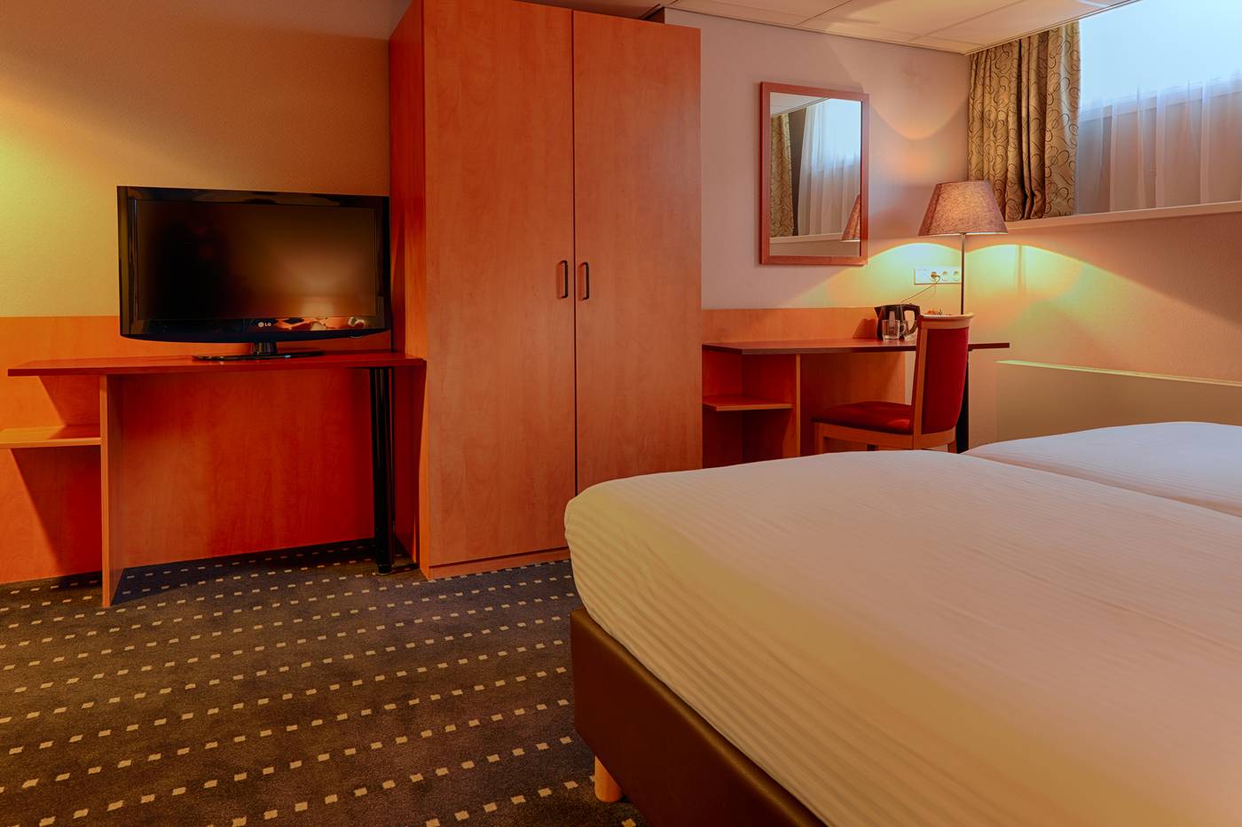 Leonardo-Hotel-Amsterdam-City-Center-Room-21