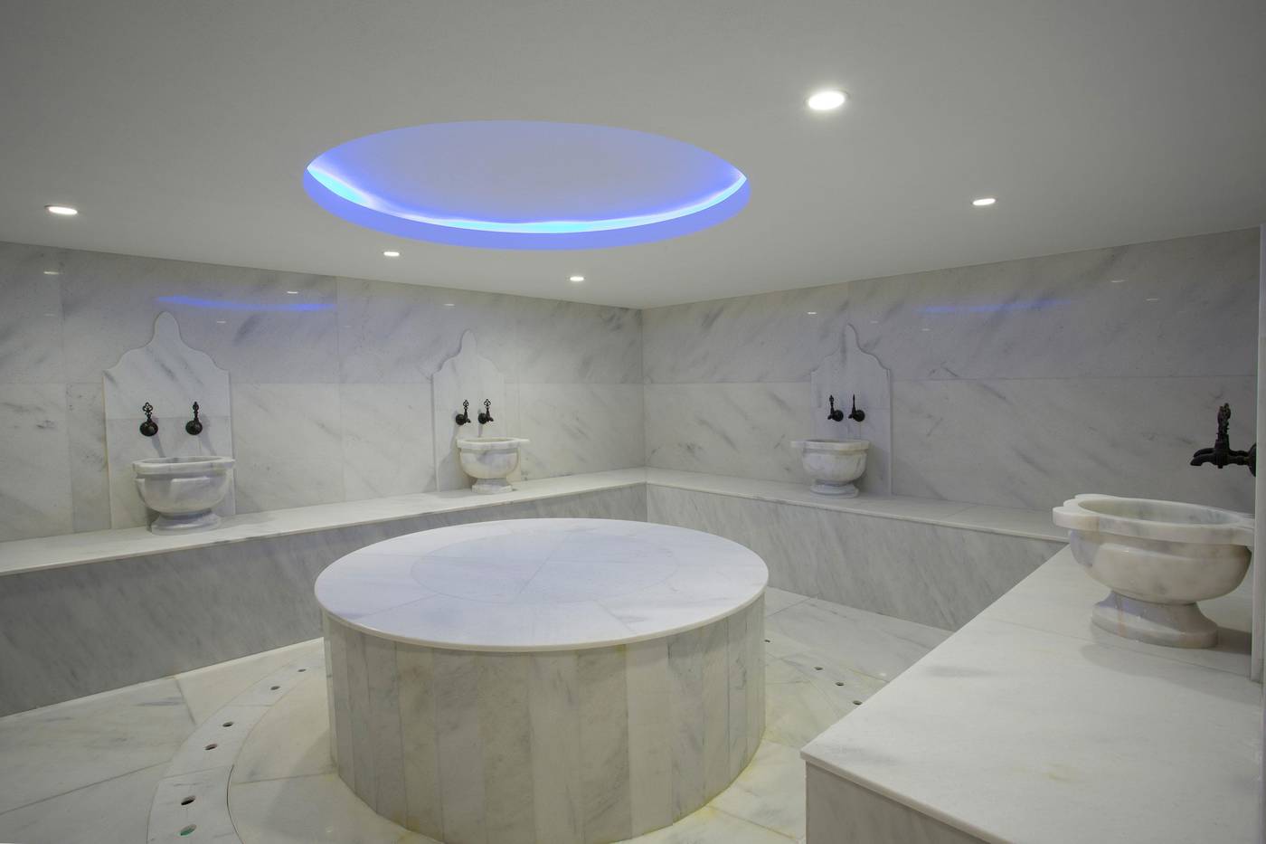 Water-Side-Resort-and-Spa-Sports-and-Entertainment-60