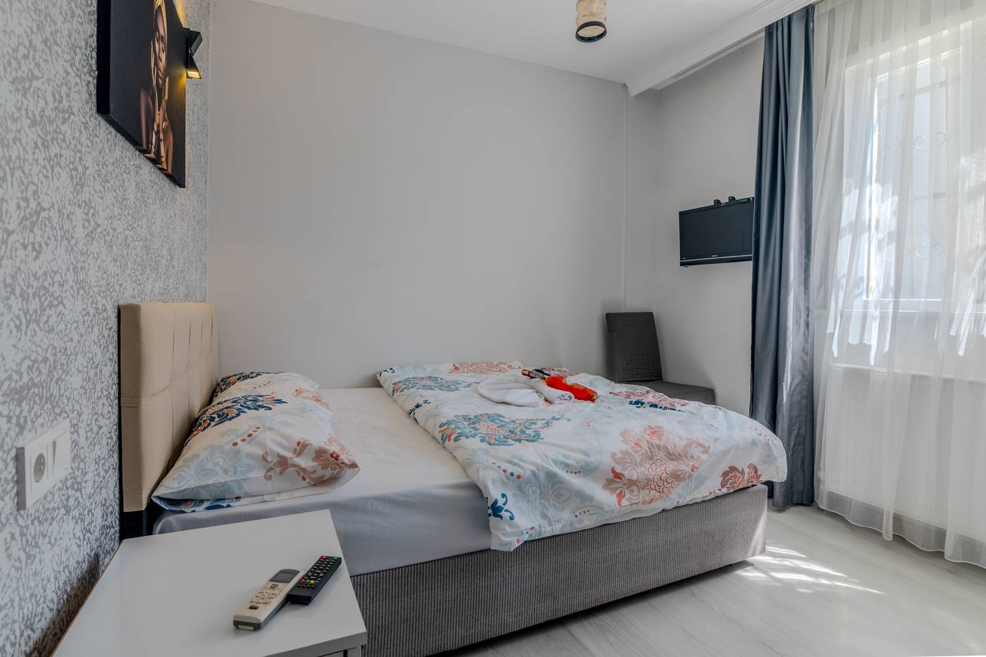 Airport-Black-Sea-Hotel---Restaurant-Room-29