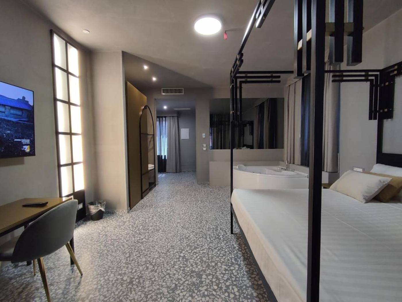 Hotel Nuvo - Italy - NAPOLI - Room - 0