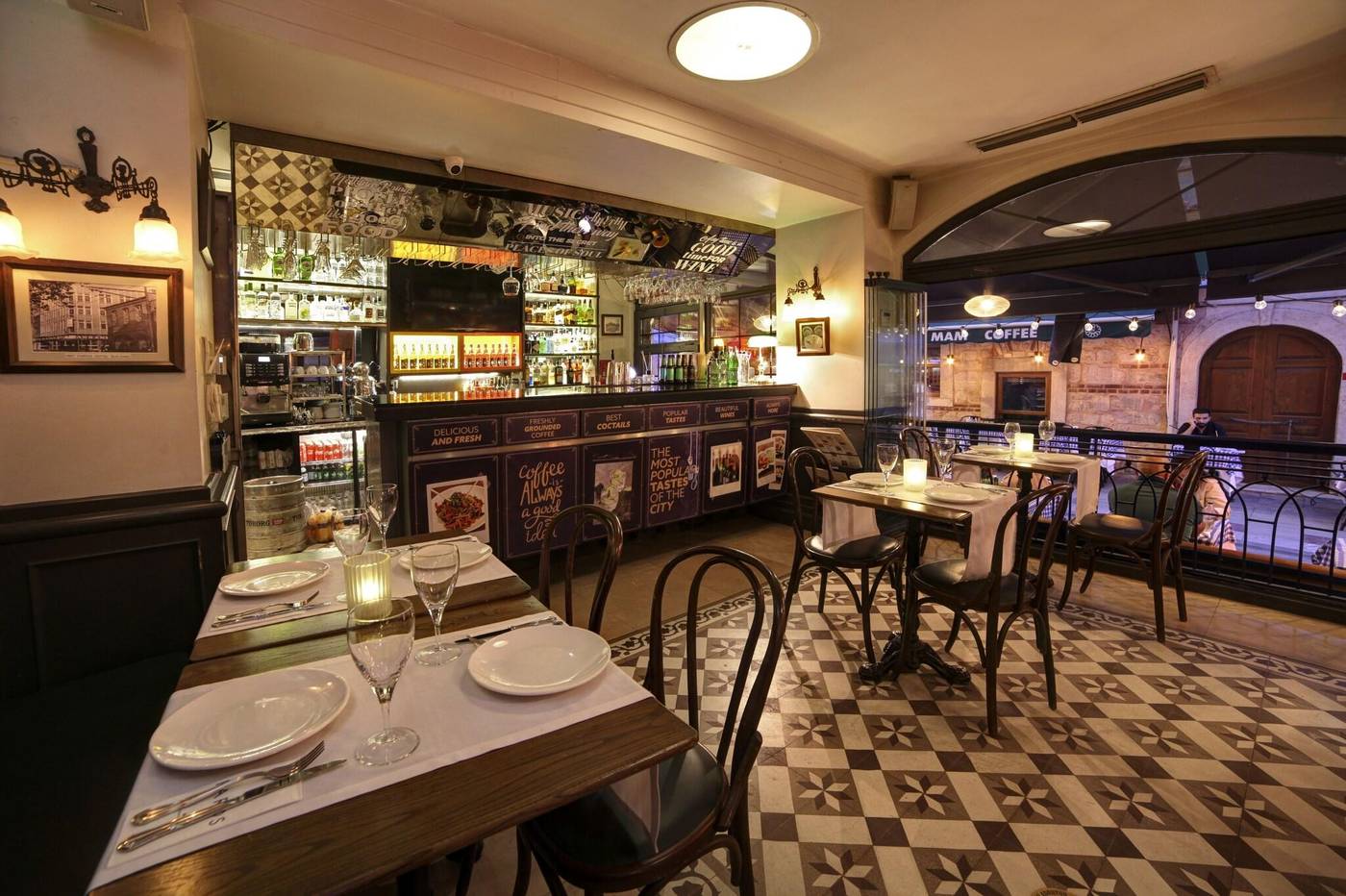 Faros-Old-City-Hotel-Restaurant-2