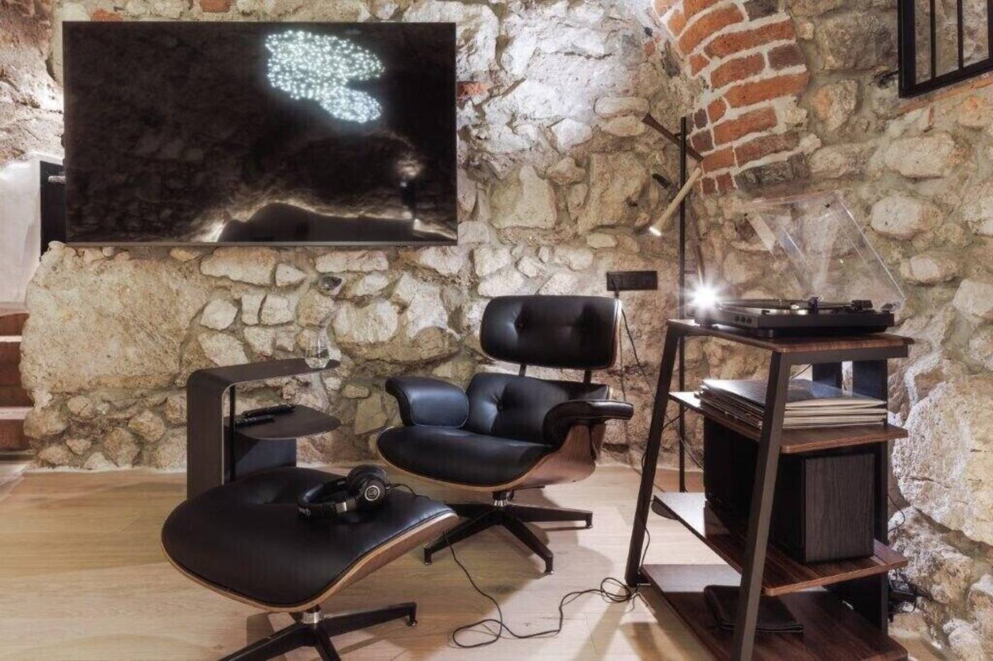 Nomadic-Urban-Premium-Suites-Room-27