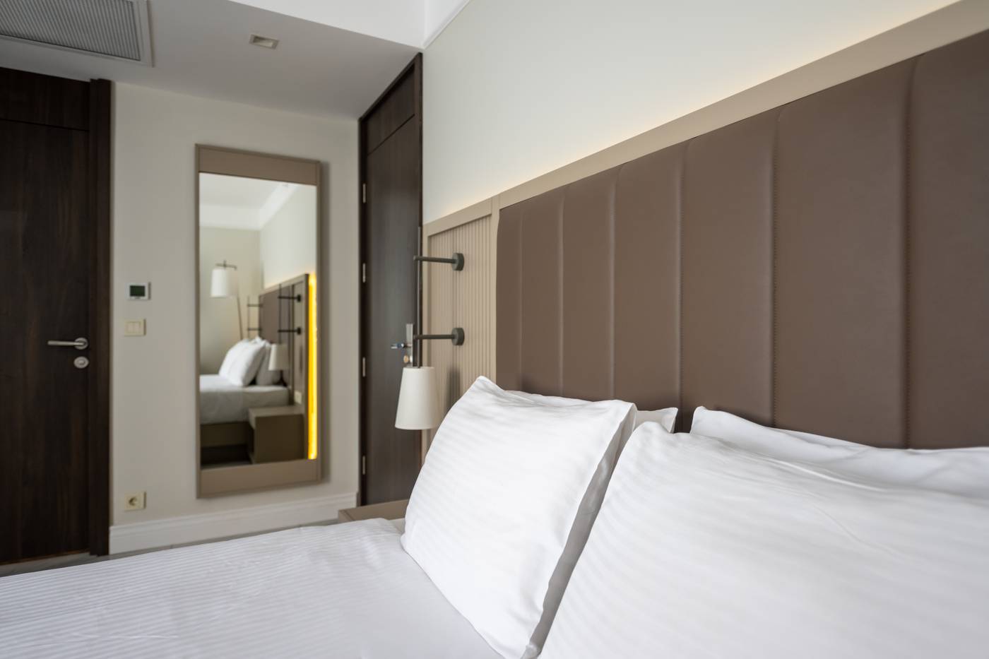 Noble-Pangalti-Room-25