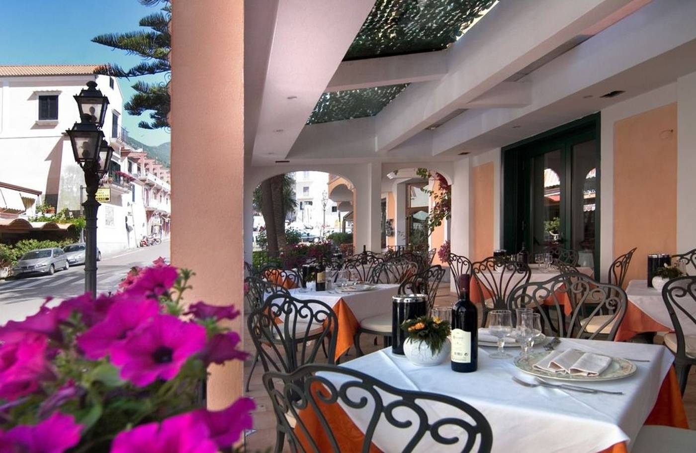 Santa-Lucia-Hotel-Restaurant-3