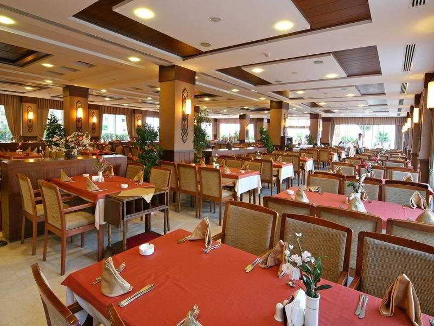 Fame-Residence-Kemer-Restaurant-35