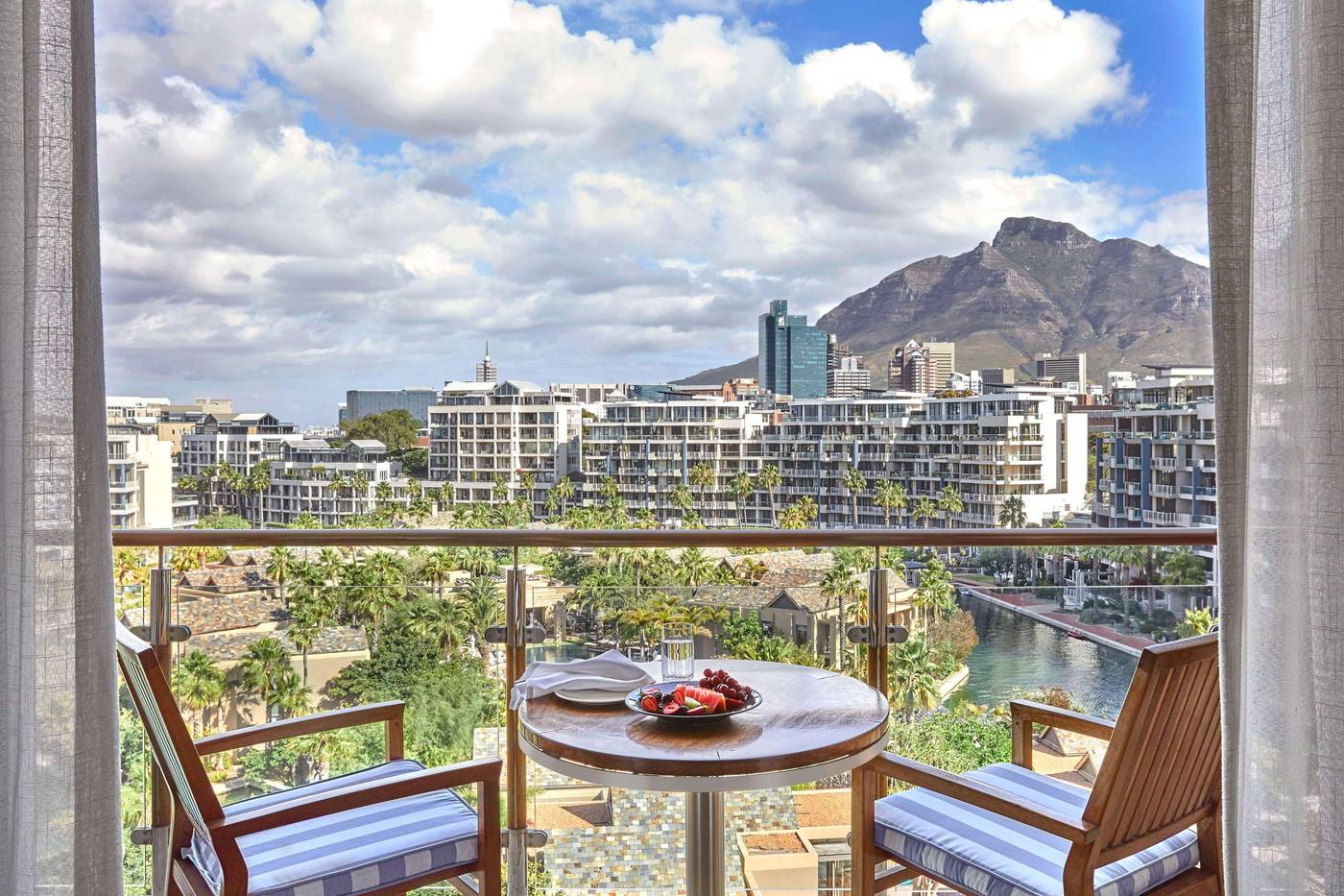 One-Only-Cape-Town-General-view-88