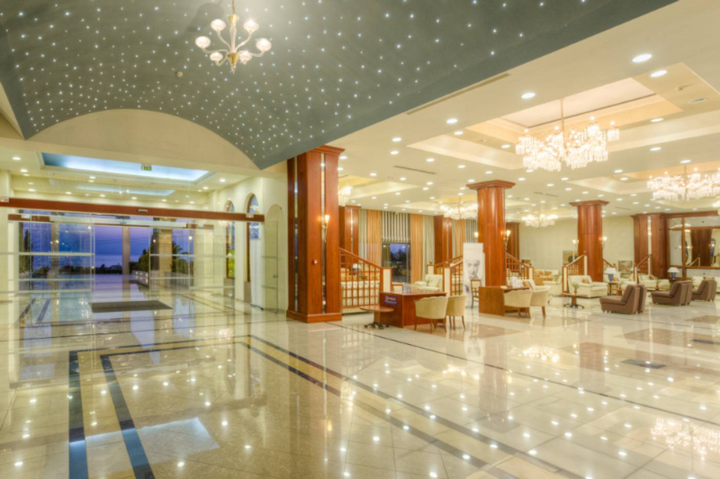 Kipriotis-Panorama-and-Suites-Lobby-36