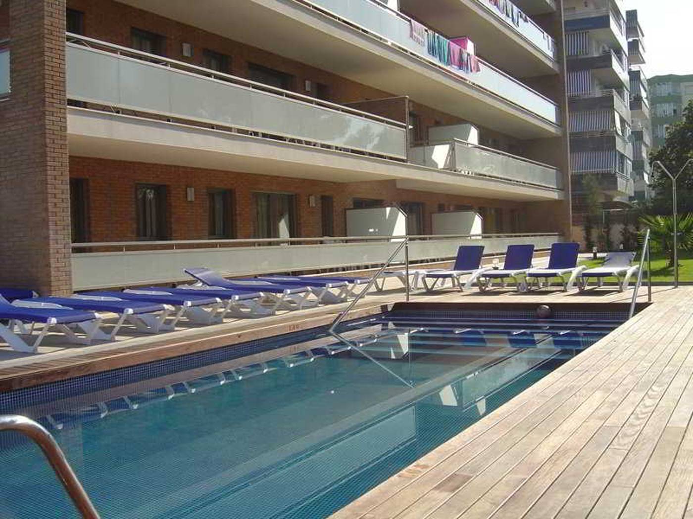 Salou-Center-Pool-2