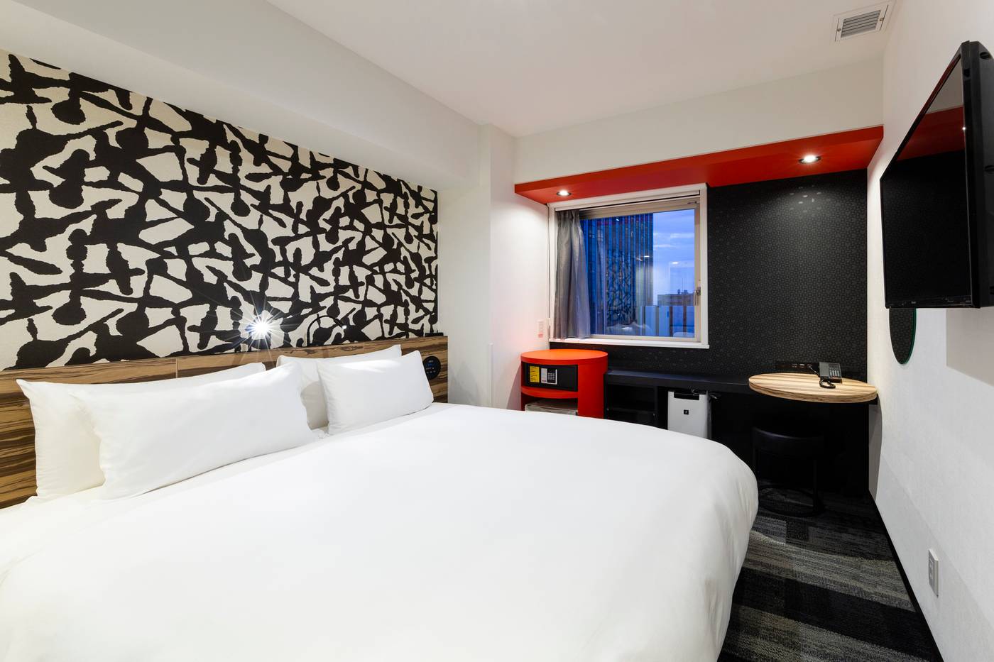 the b asakusa-Japan-Tokyo-Room-10