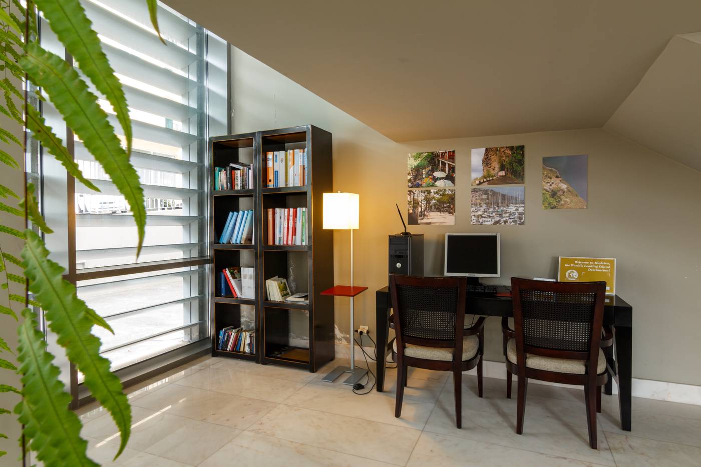 Golden-Residence-Hotel-Madeira-Lobby-26