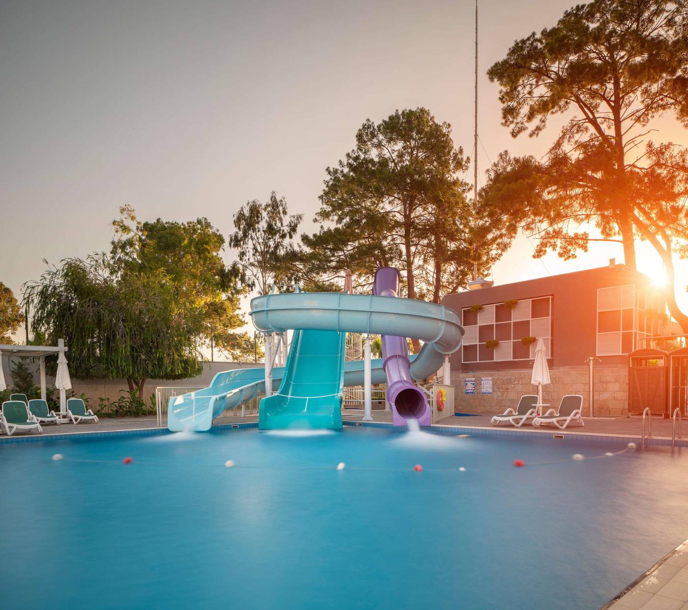 Barut-Kemer-Resort-Pool-12