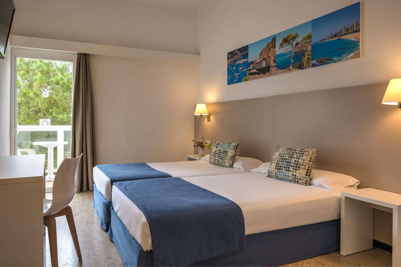 htop-Caleta-Palace-Room-14