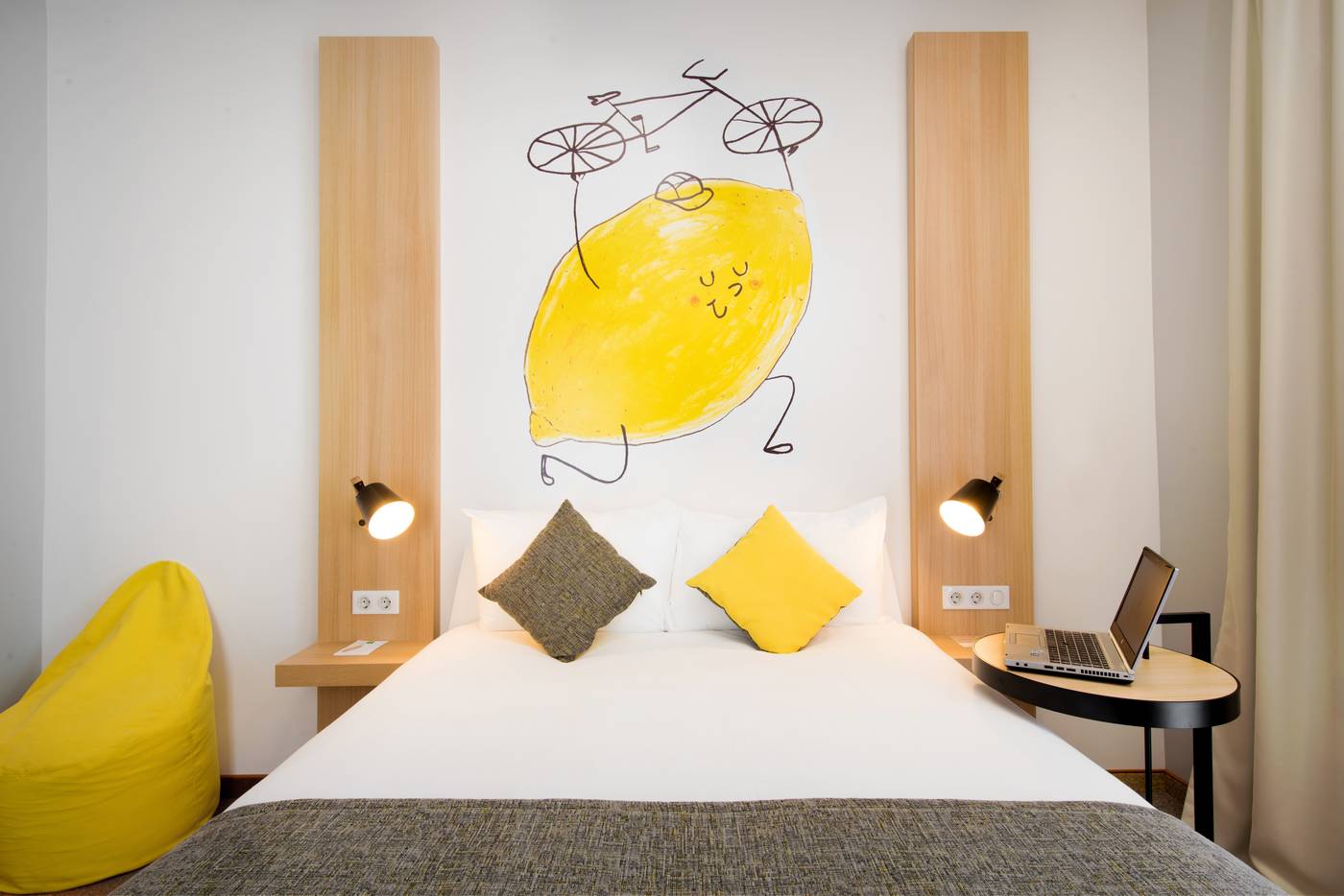 ibis-Styles-Budapest-City-Room-25