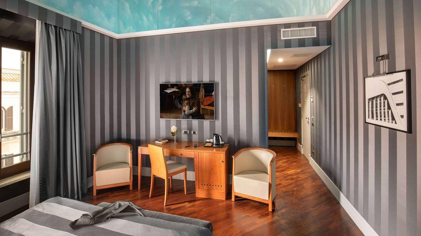 Monti-Palace-Hotel-Room-4