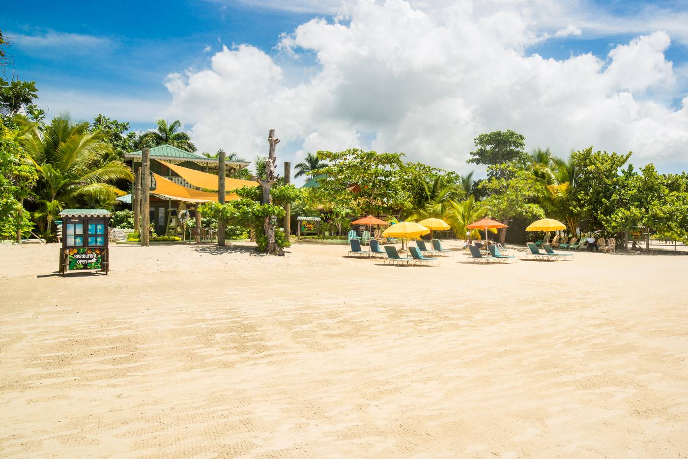 Country-Country-Hotel-Beach-30