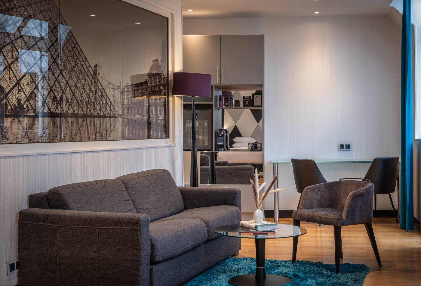 L-Empire-Paris-Room-5