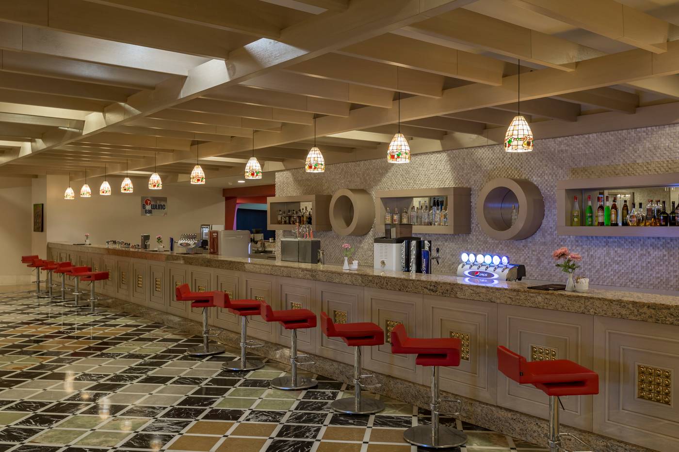 Royal-Alhambra-Palace-Bar-45