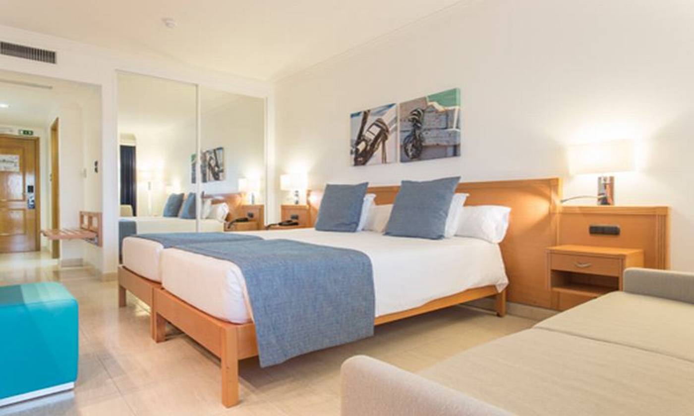 Ukino-Palmeiras-Village-Family-Resort-Room-29