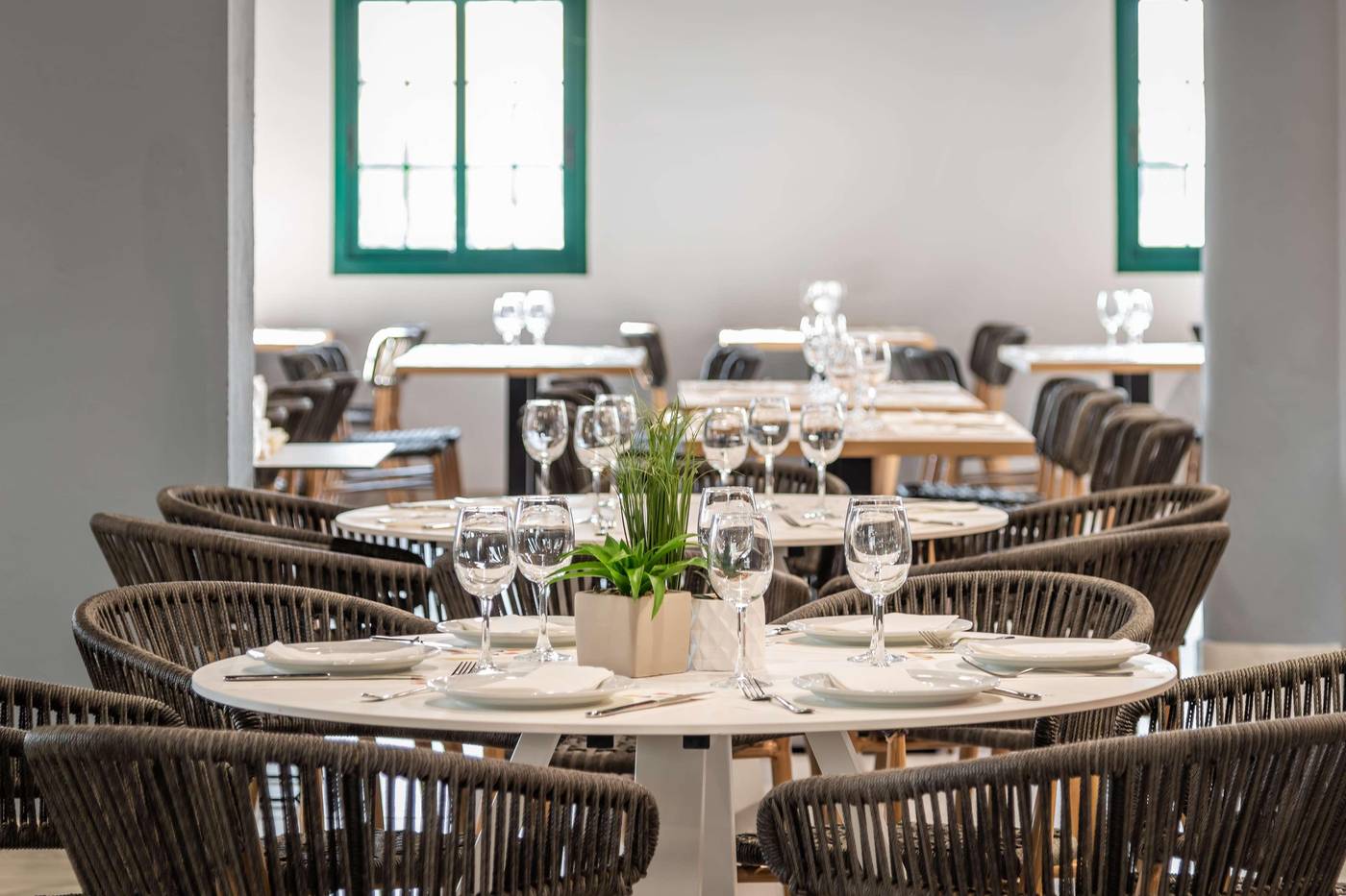 Alegria-Colonial-Mar-Restaurant-52