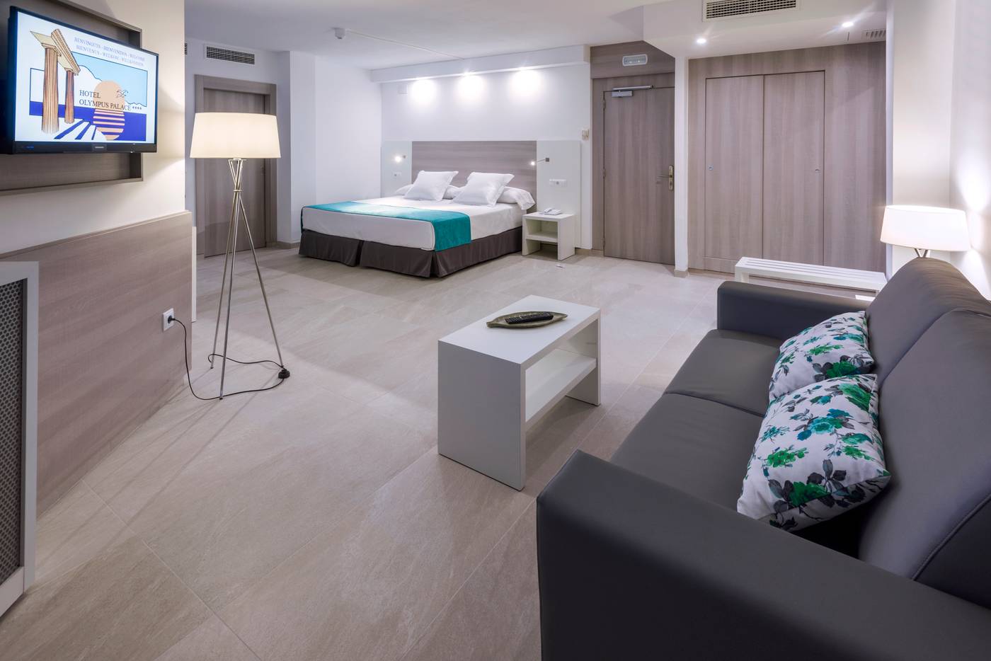 Olympus-Palace-Hotel-Room-19