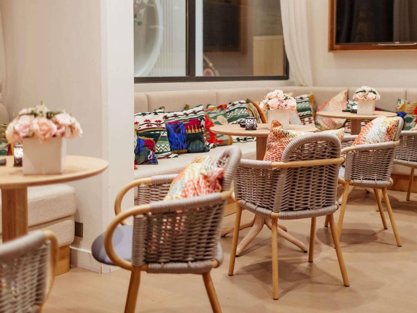 Hotel-Croisette-Beach-Cannes---Mgallery-Restaurant-57