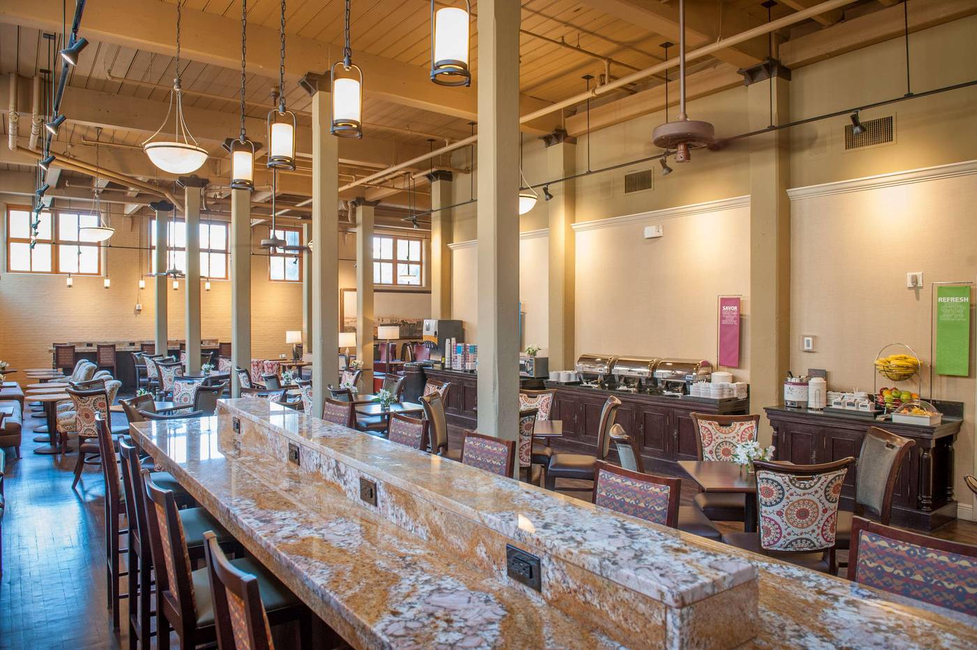 Hampton Inn & Suites New Orleans-Convention Center - United States - NEW ORLEANS - Restaurant - 6