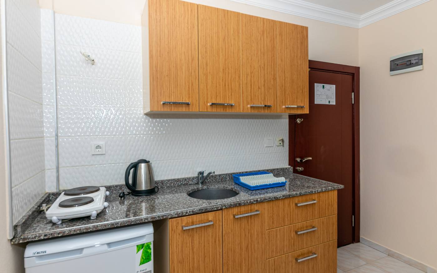 Club-Ako-Apart-Room-32