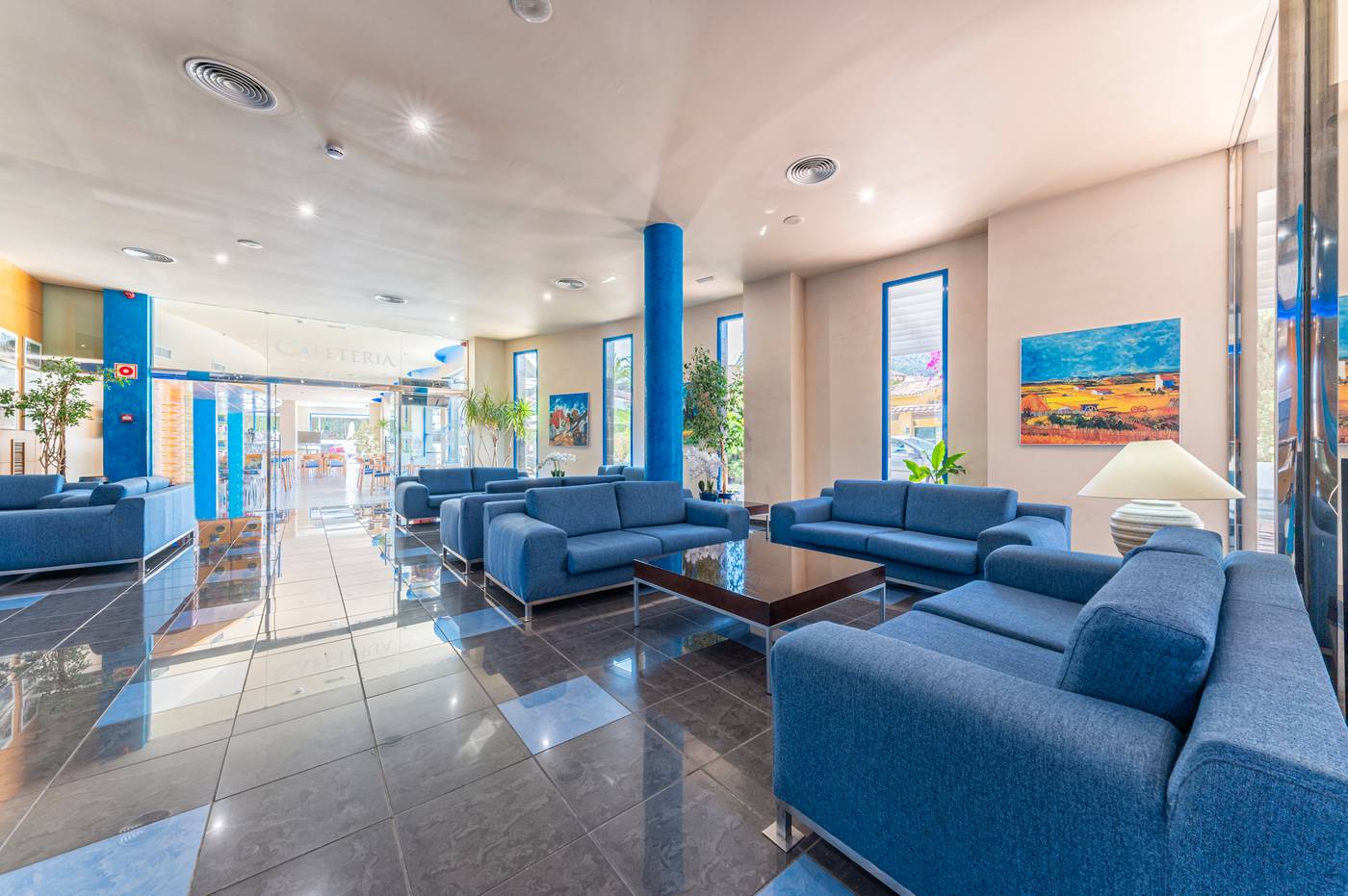 Rober-Palas-Lobby-67