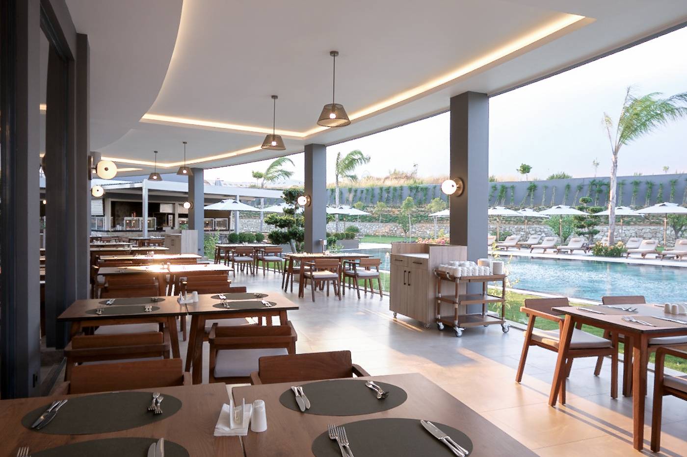 New - Liu Resort Side