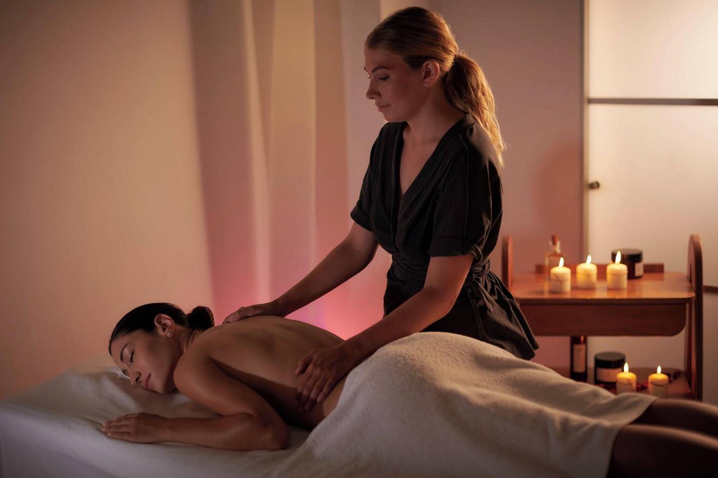 Serena-Majestic-Hotel-Residence-Pool-18