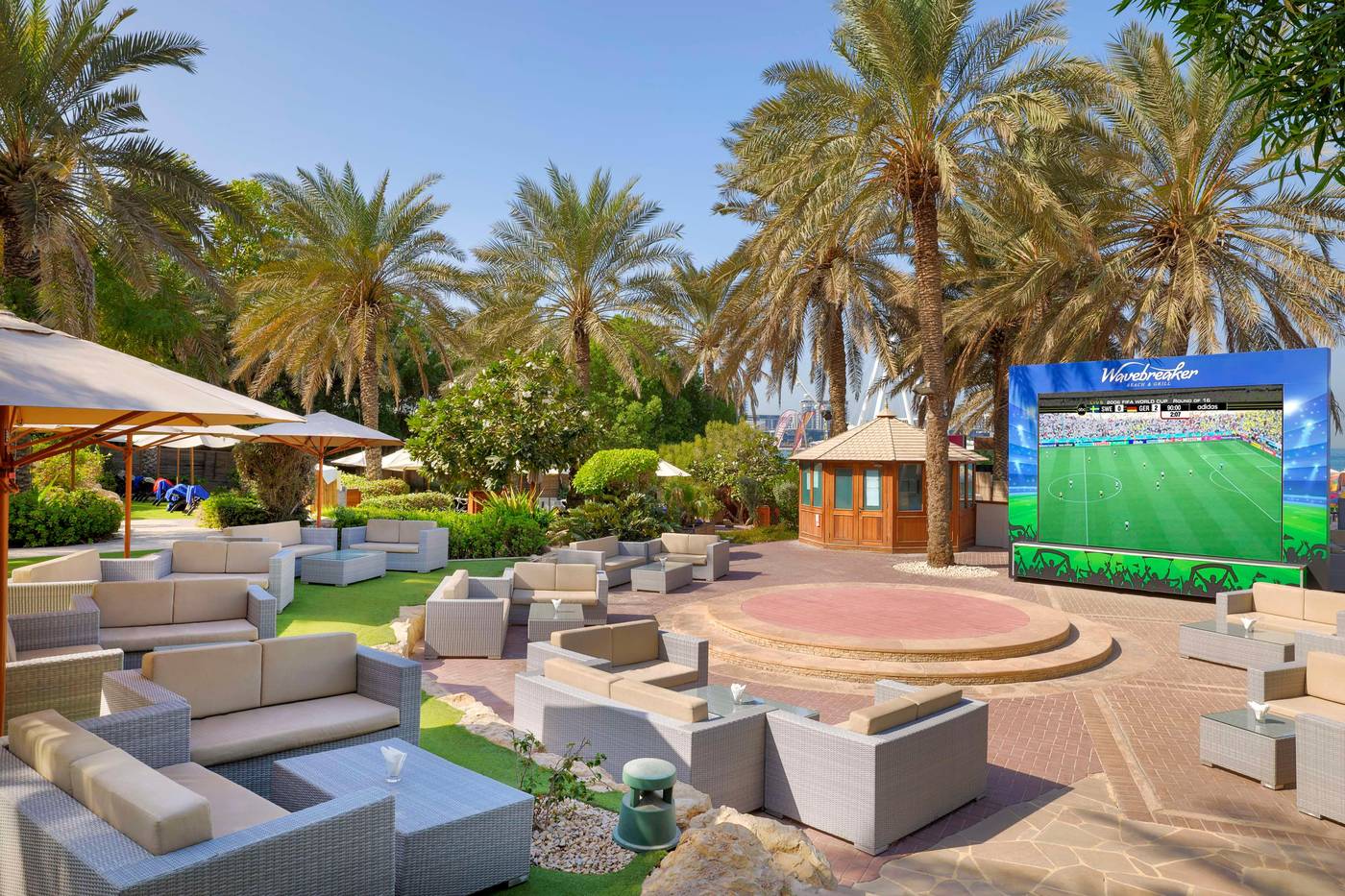 Hilton-Dubai-Jumeirah-Restaurant-5