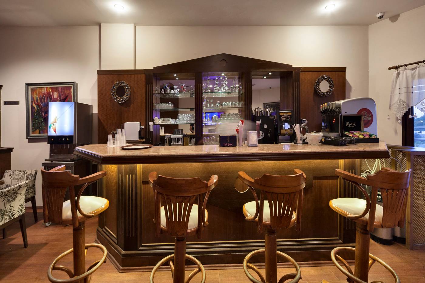 Golden-Age-Lobby-25