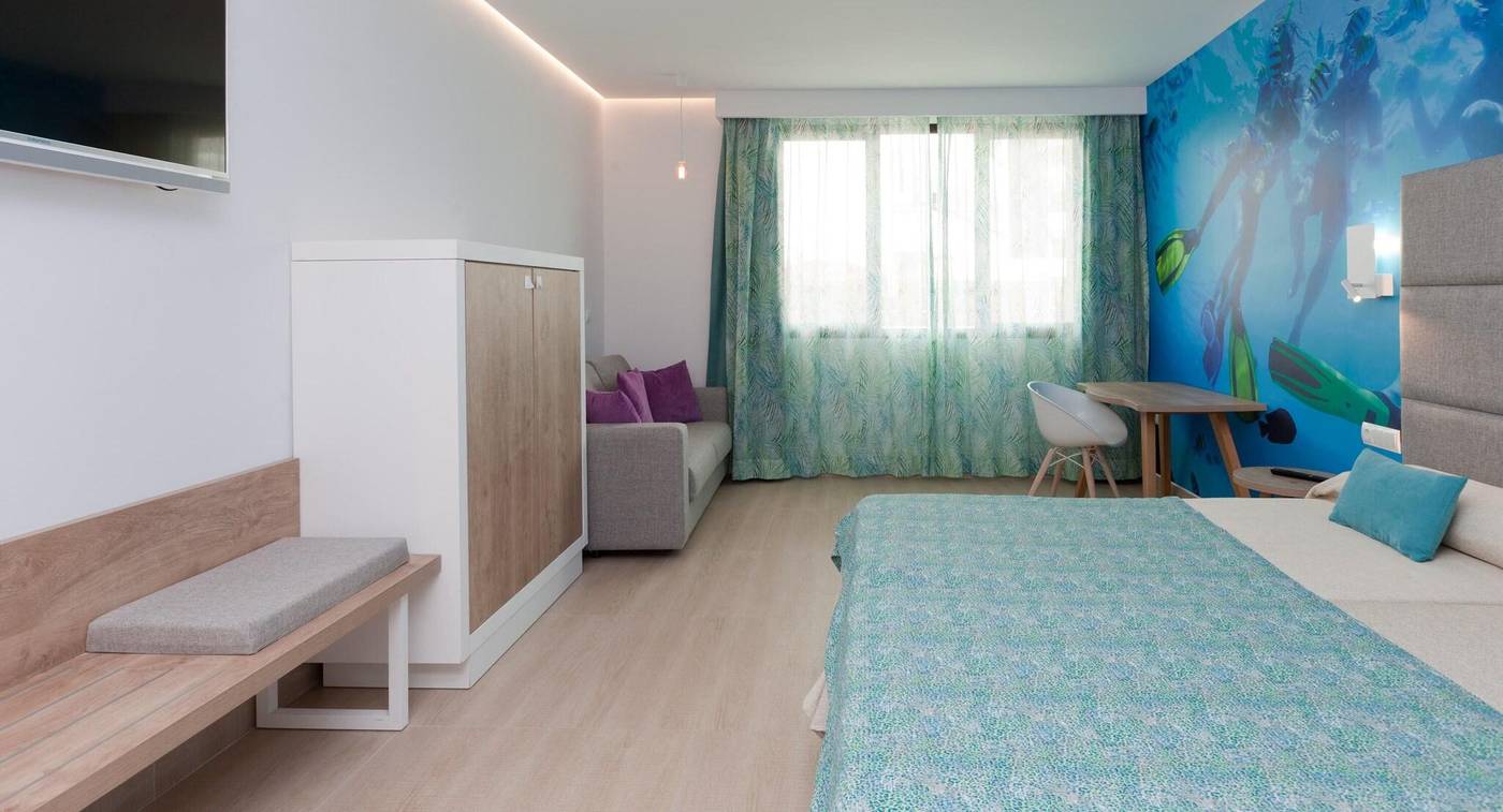 Marvell-Club-Hotel---Apartments-Room-23