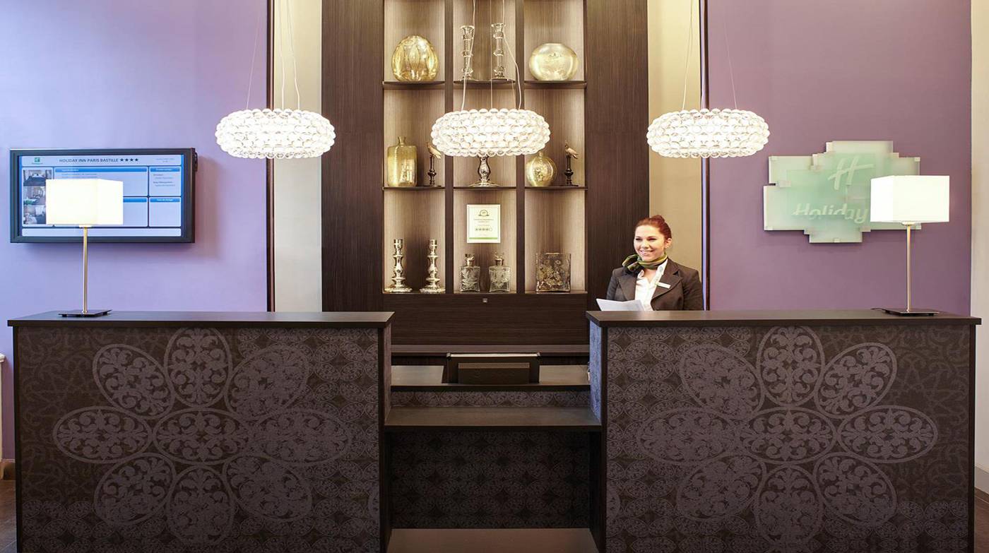 Holiday-Inn-Paris-Gare-de-Lyon-Bastille-Lobby-20